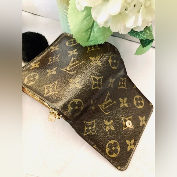 Louis Vuitton Monogram Compact Zip Wallet 2007 - Picture 9 of 16